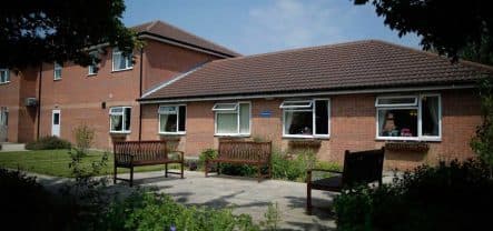 Sutton Court photo 2