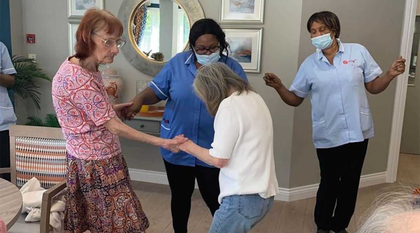 Woodlands House photo 12