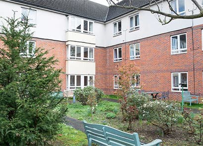 Woodlands House photo 8