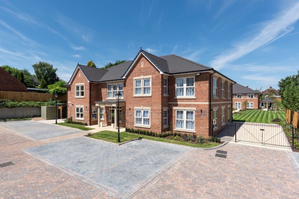 Balmoral Court photo 6