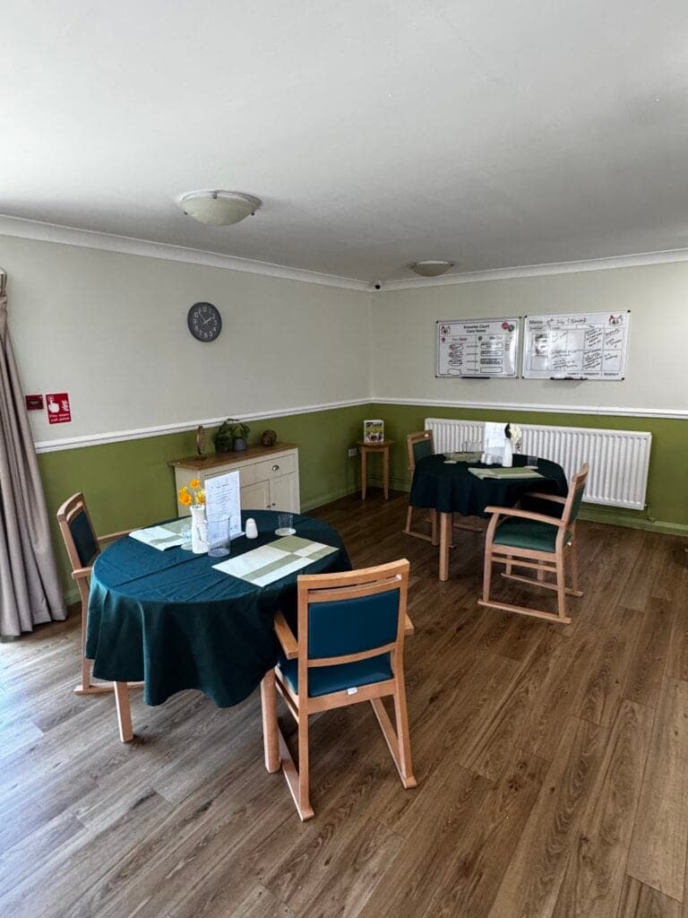 Knowles Court Care Home photo 4