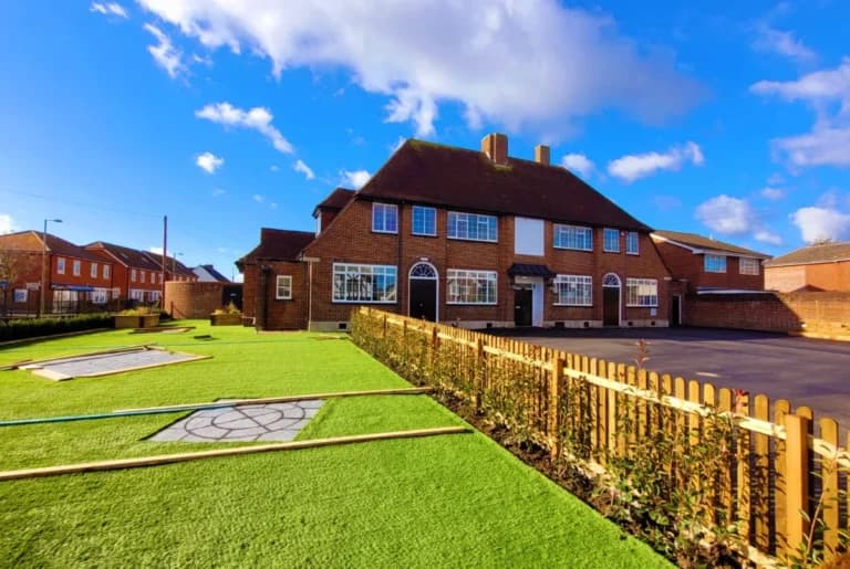 White Hart House photo 9