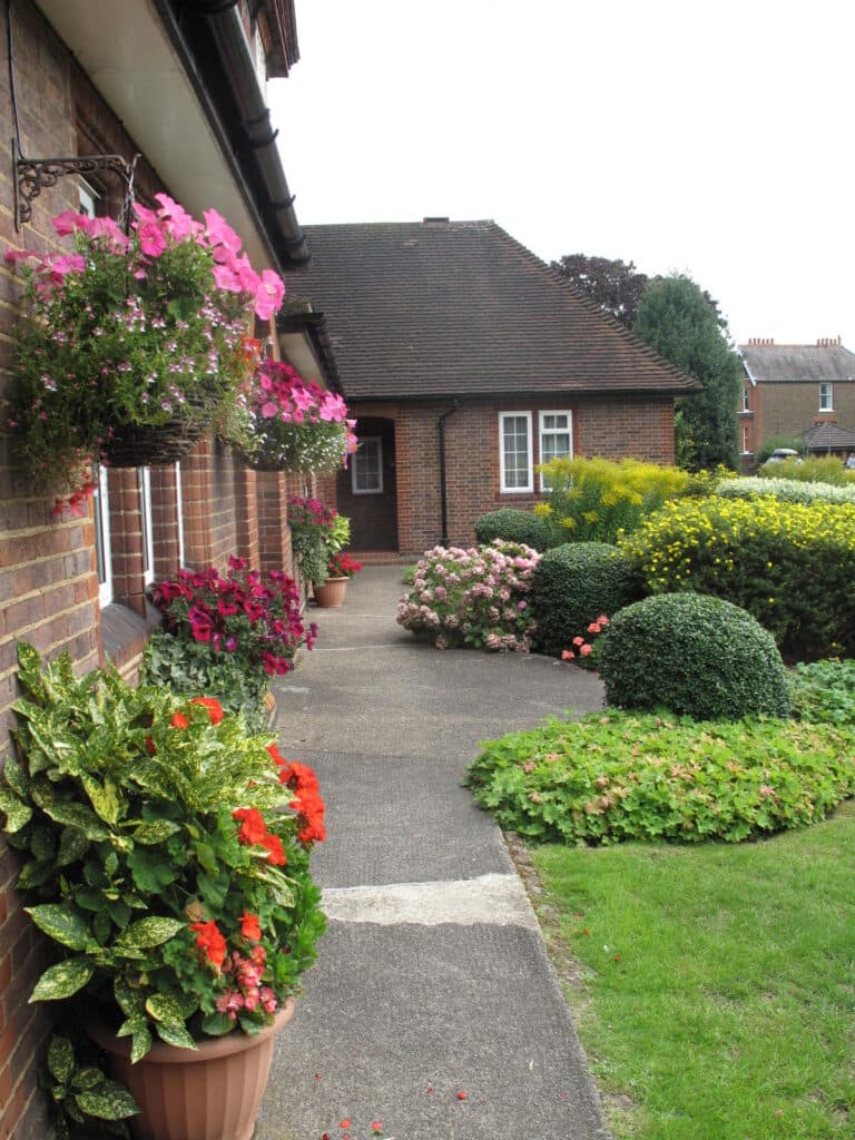 Eleanor Palmer Trust Home photo 2