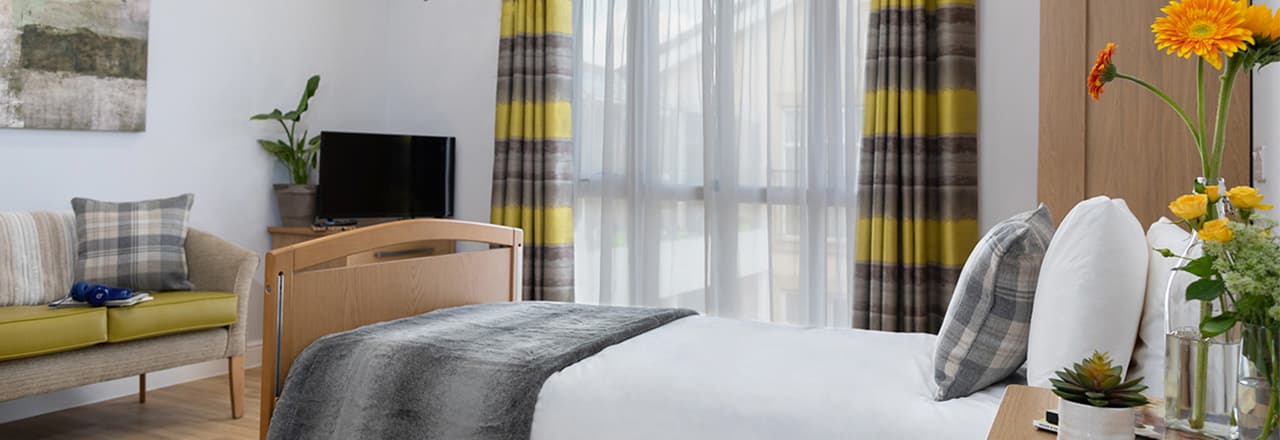 1 Sewardstone Close photo 1