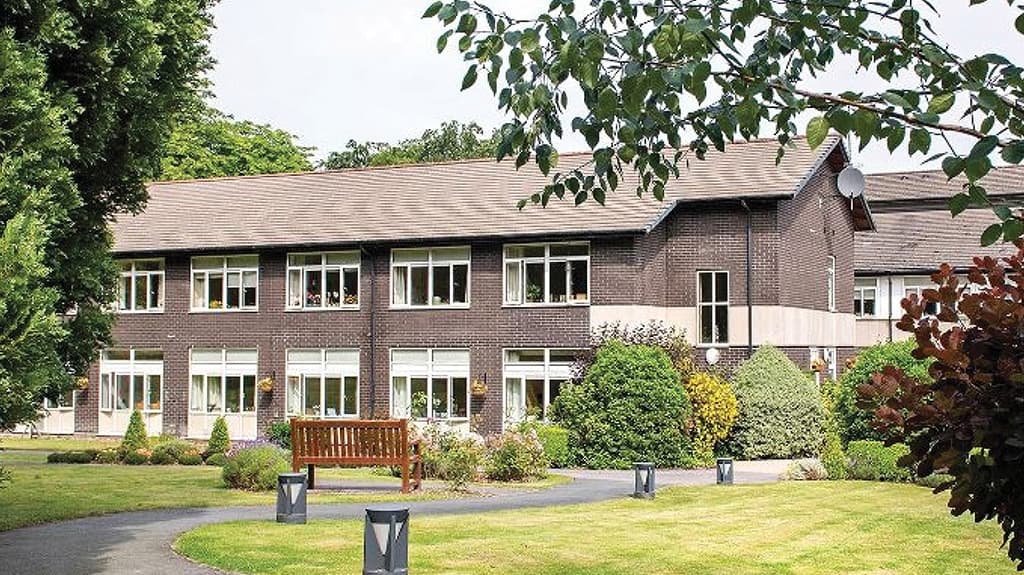 Hampden House photo 4