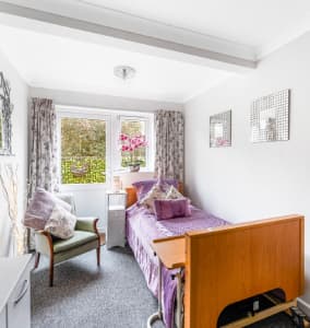 Highcroft Nursing Home photo 8