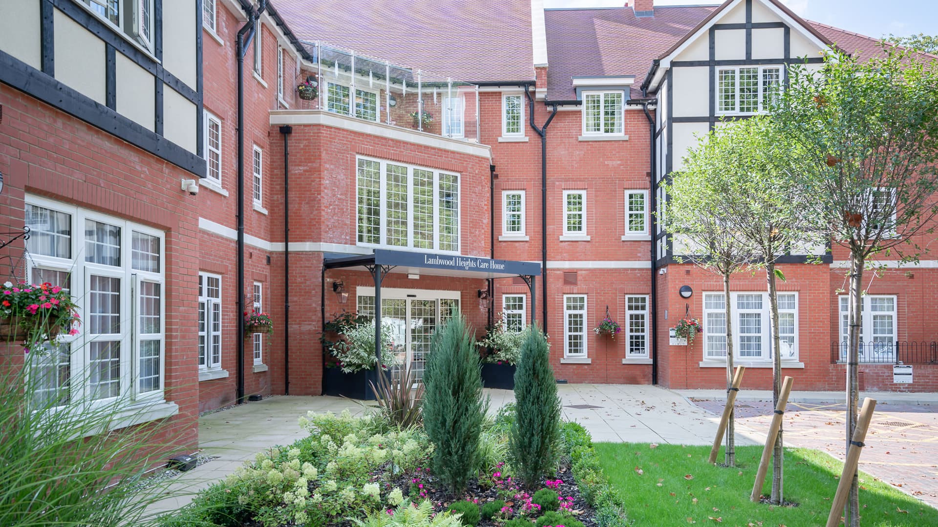 Elmbrook Court Care Home photo 2