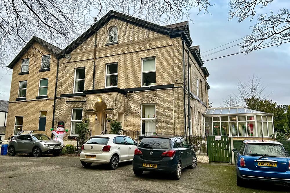 Oldfield Bank Residential Care Home photo 6