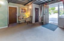 Victoria Chartwell photo 10