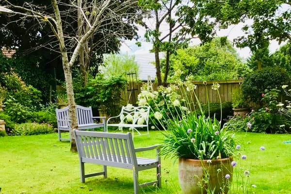 Westbury Nursing Home And Westbury Garden Suite photo 2