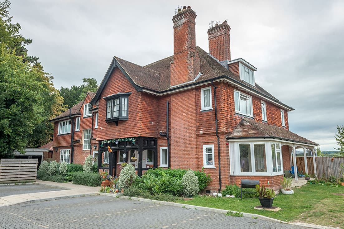 Compton House photo 6