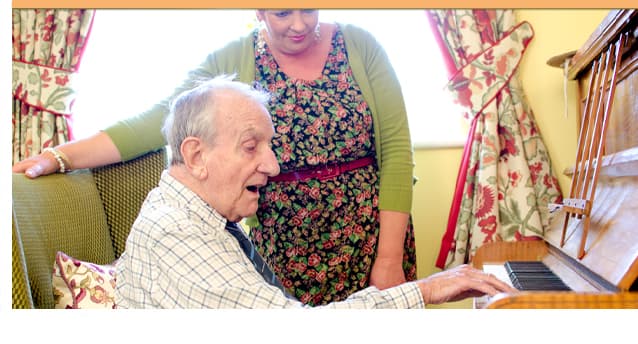 Norwood House photo 3