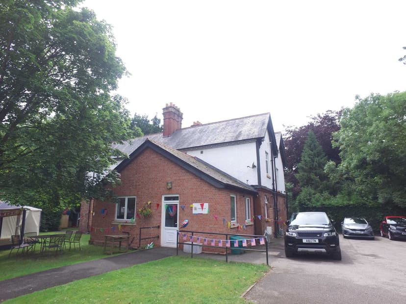 Petunia Grove - Macclesfield