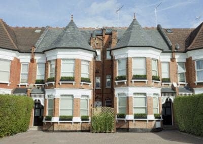 13 Manor Crescent photo 5