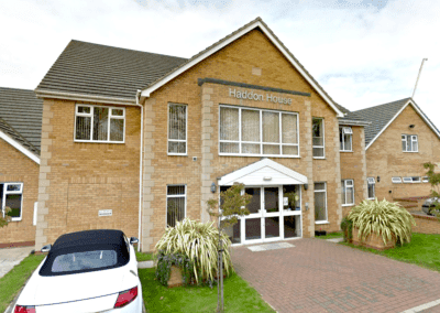 13 Manor Crescent photo 11