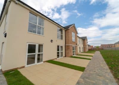 13 Manor Crescent photo 3