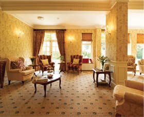 Glenhurst Manor photo 1