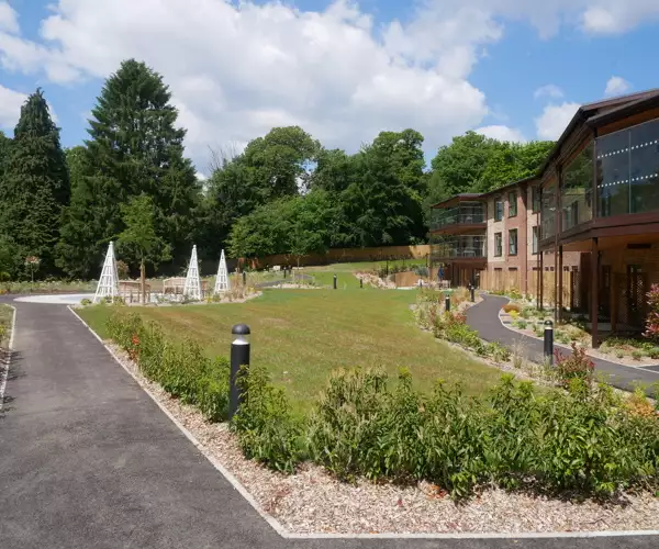 Dorking Manor photo 4