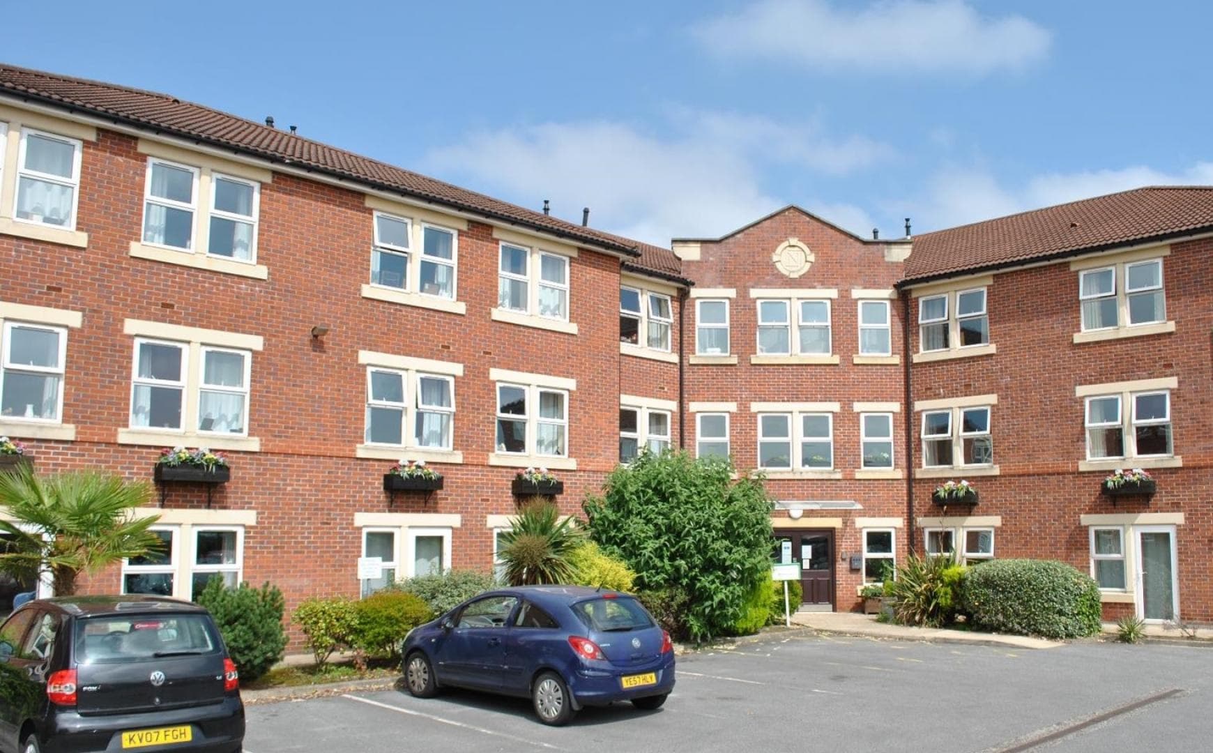 Rastrick Hall and Grange photo 5