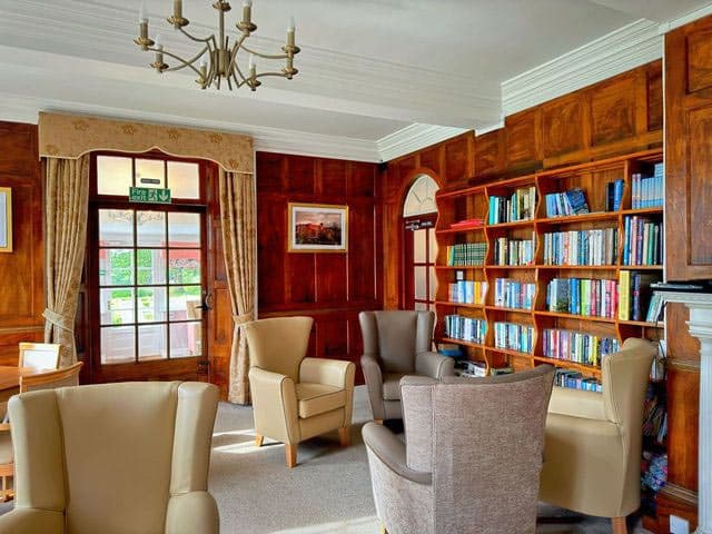 Holbrook Hall photo 6