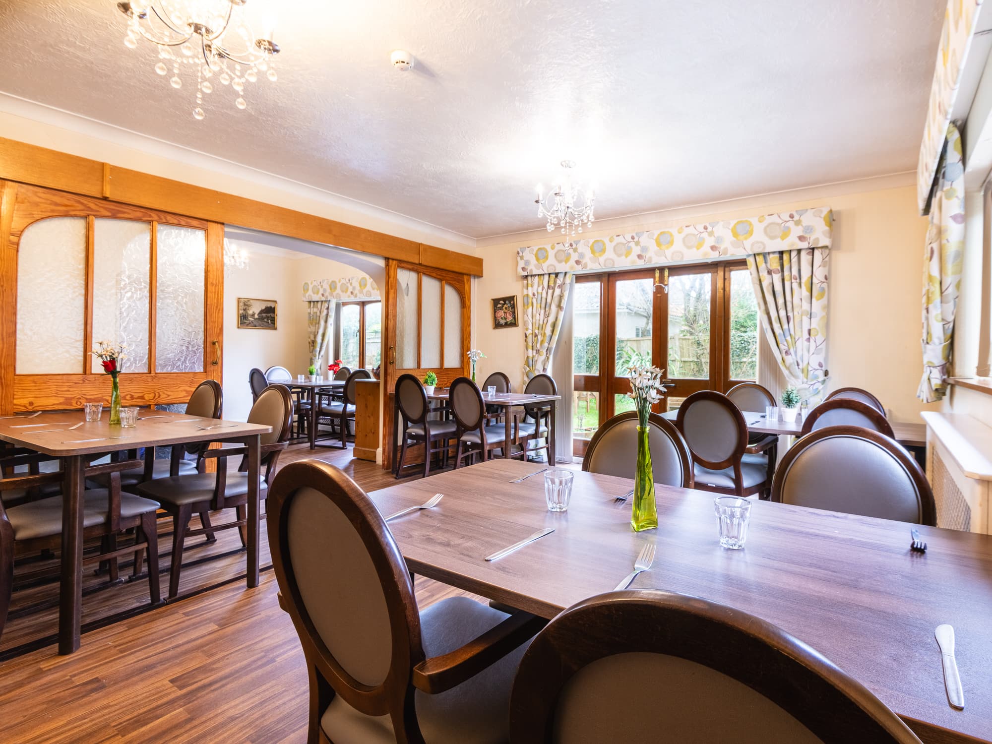 Charles Lodge photo 5