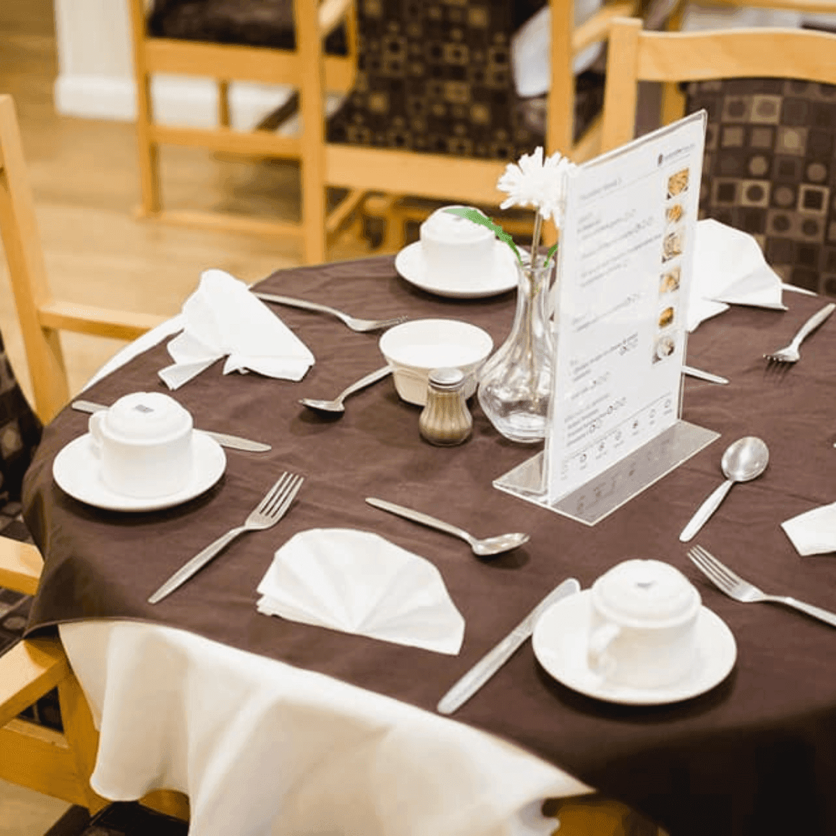 Riverside House photo 1