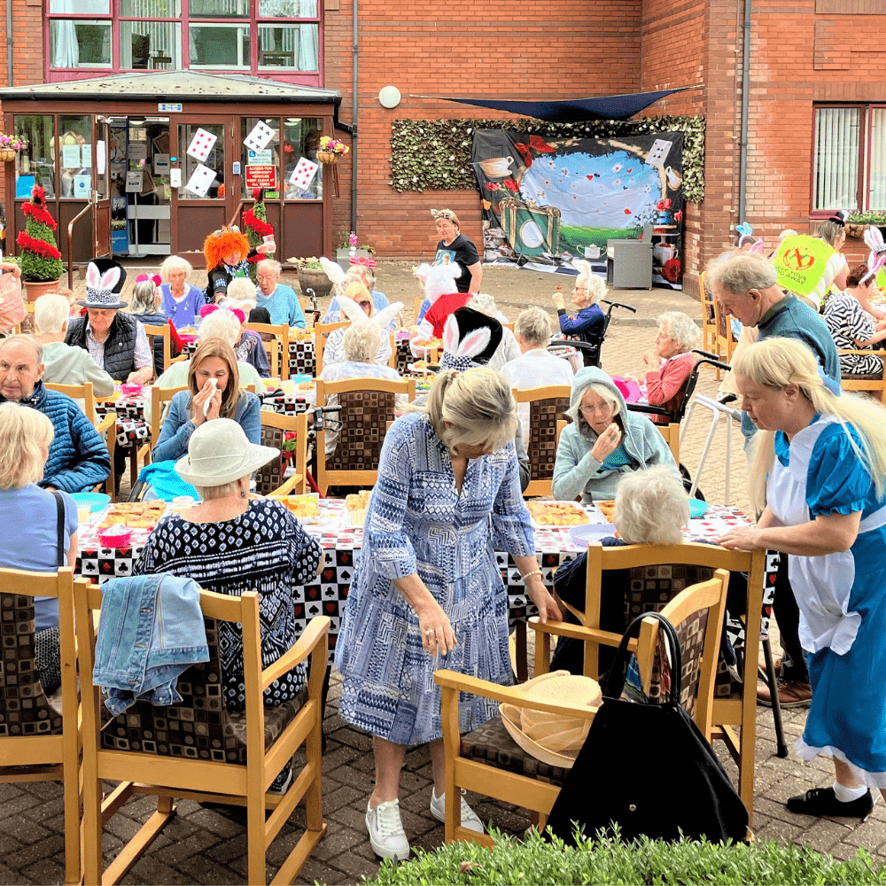 Riverside House photo 12