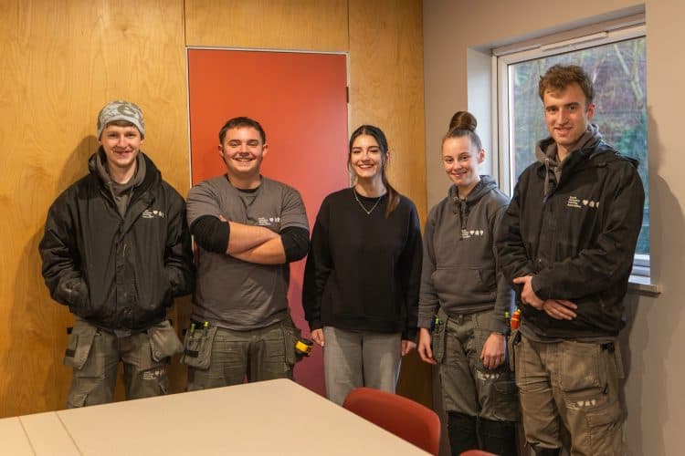 Lister Avenue photo 7