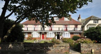 Victoria Royal Beach photo 3