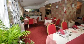 Victoria Royal Beach photo 6