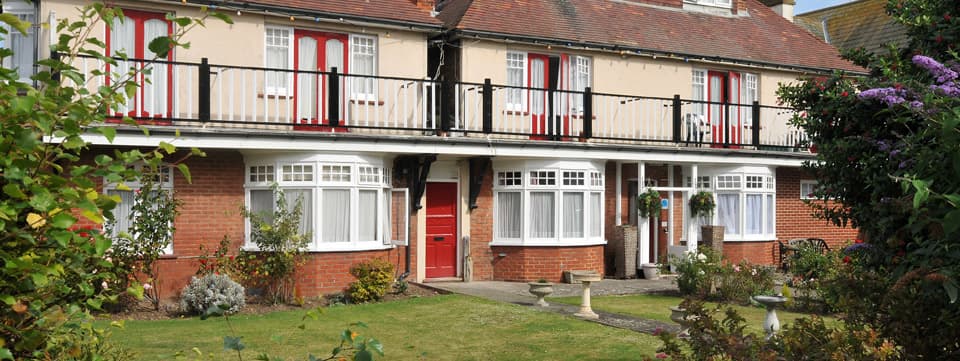 Victoria Royal Beach photo 4