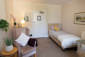 Watermoor House photo 3