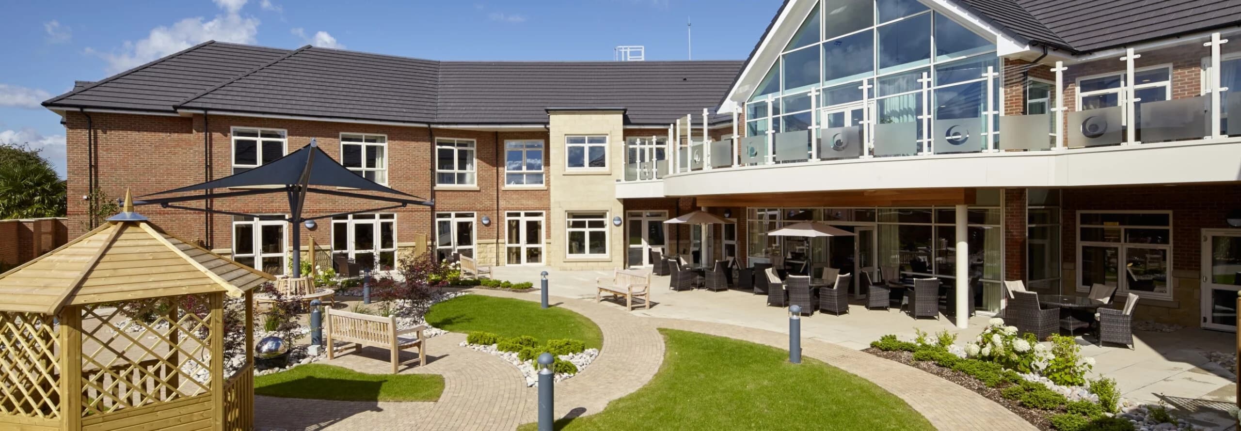 Courtyard at Avonmere Care Home