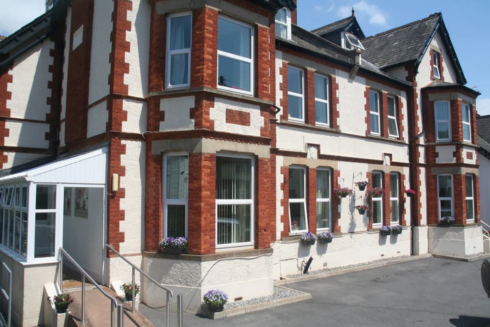 Exterior at Bay Court Nursing Home