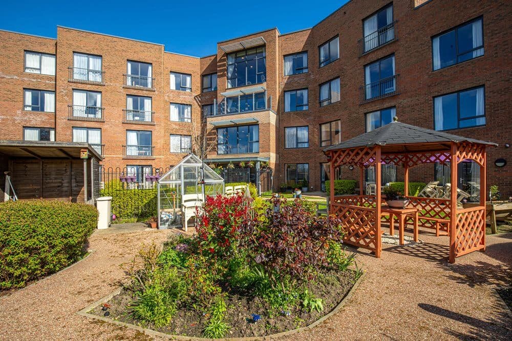 Garden at Buchanan Court