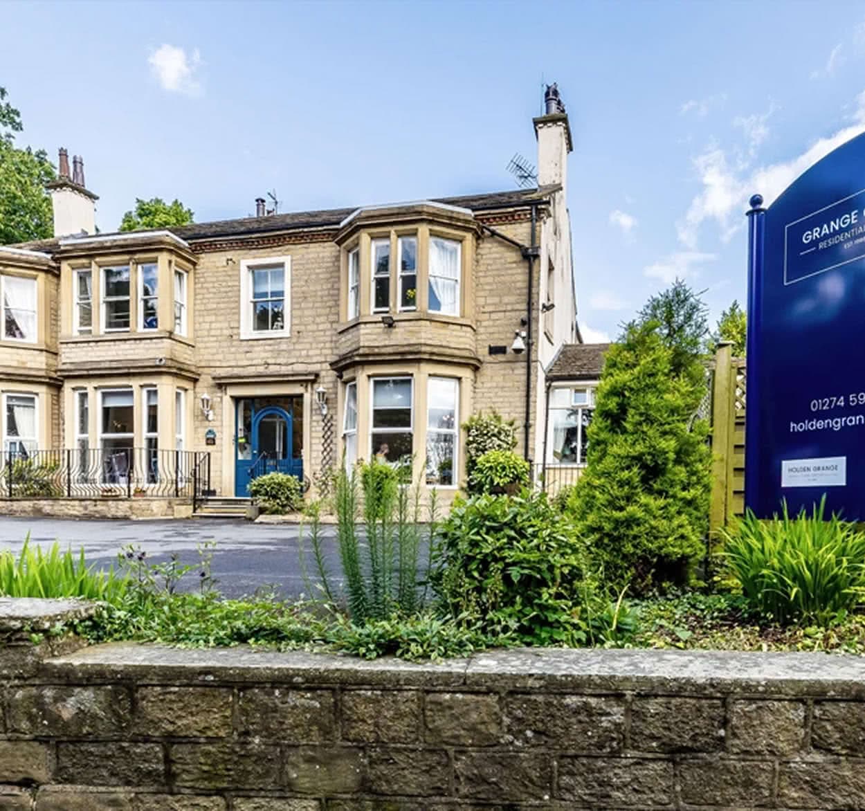 Exterior at Grange Court Residential Home