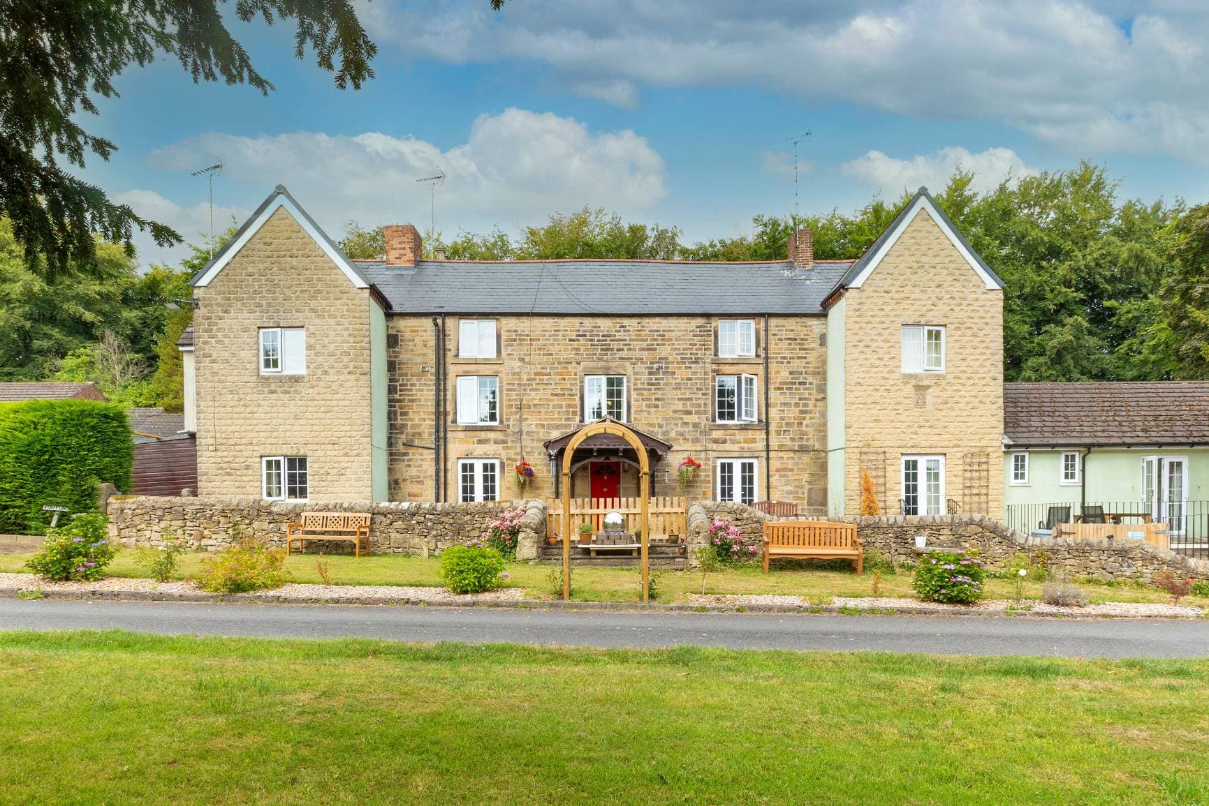 Exterior at Hollybank House