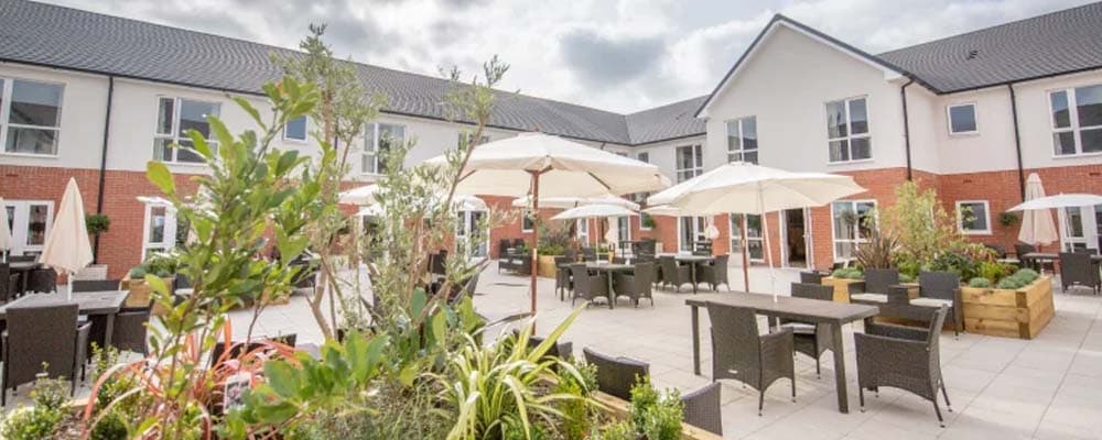 Courtyard at Ivy Court
