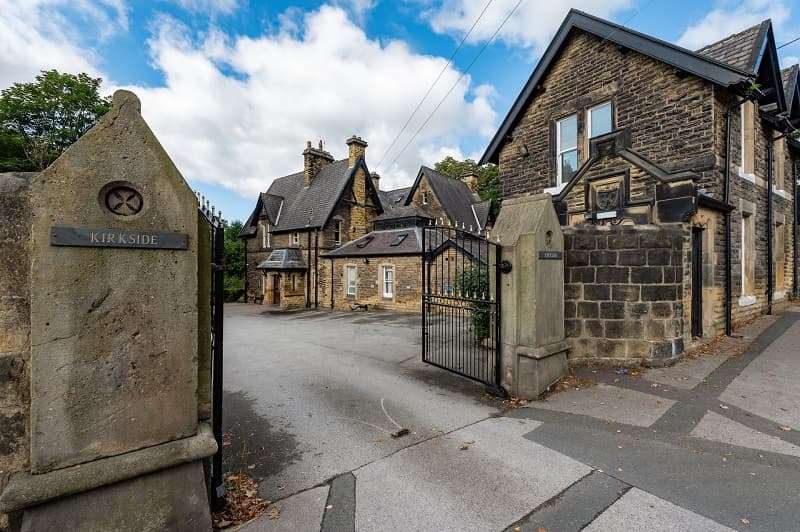 Entrance to the Kirkside site, where Kirkside House is located