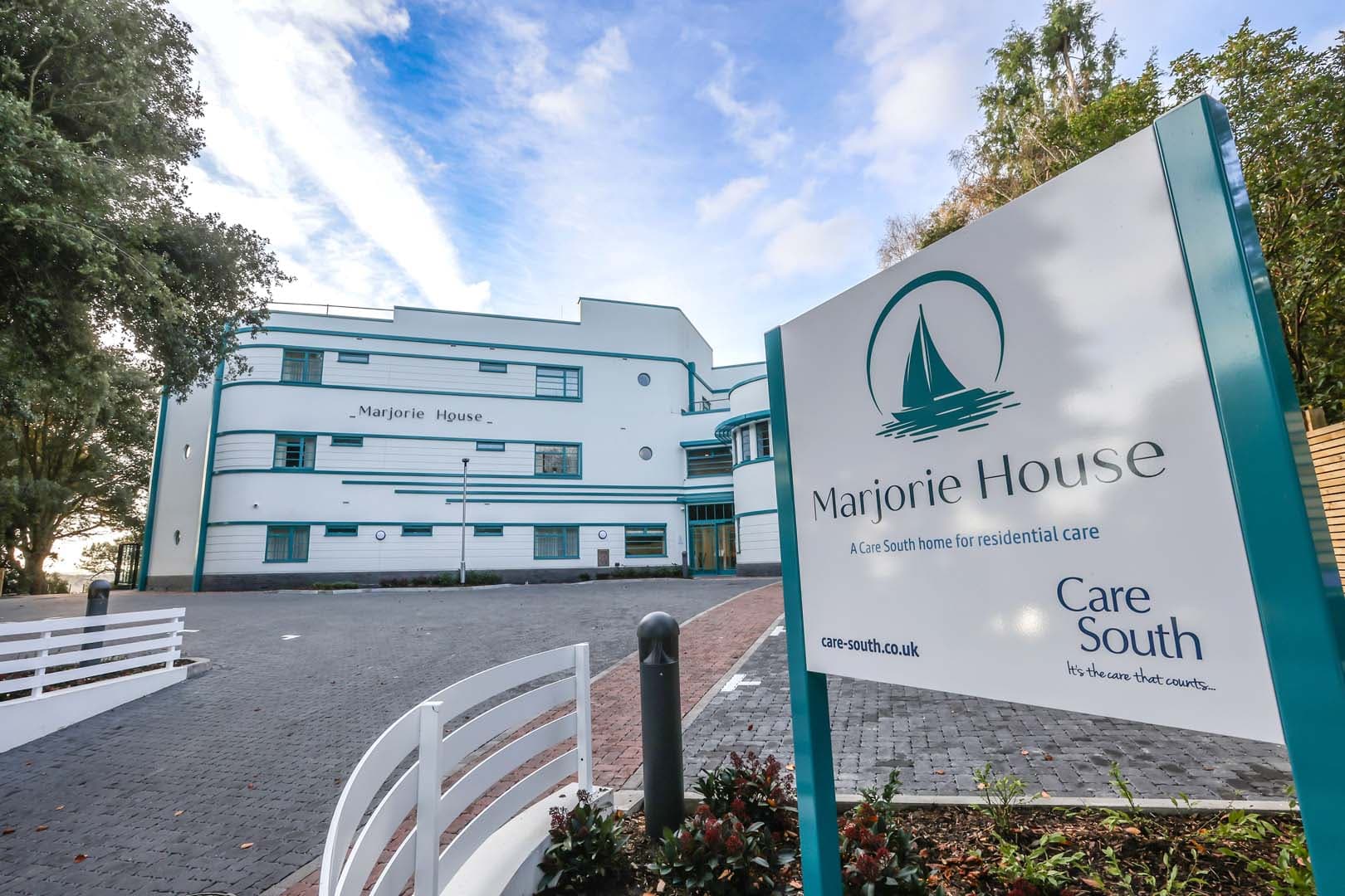 Entrance and exterior at Marjorie House