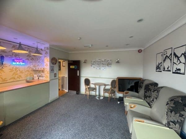 Lounge at Oakdale