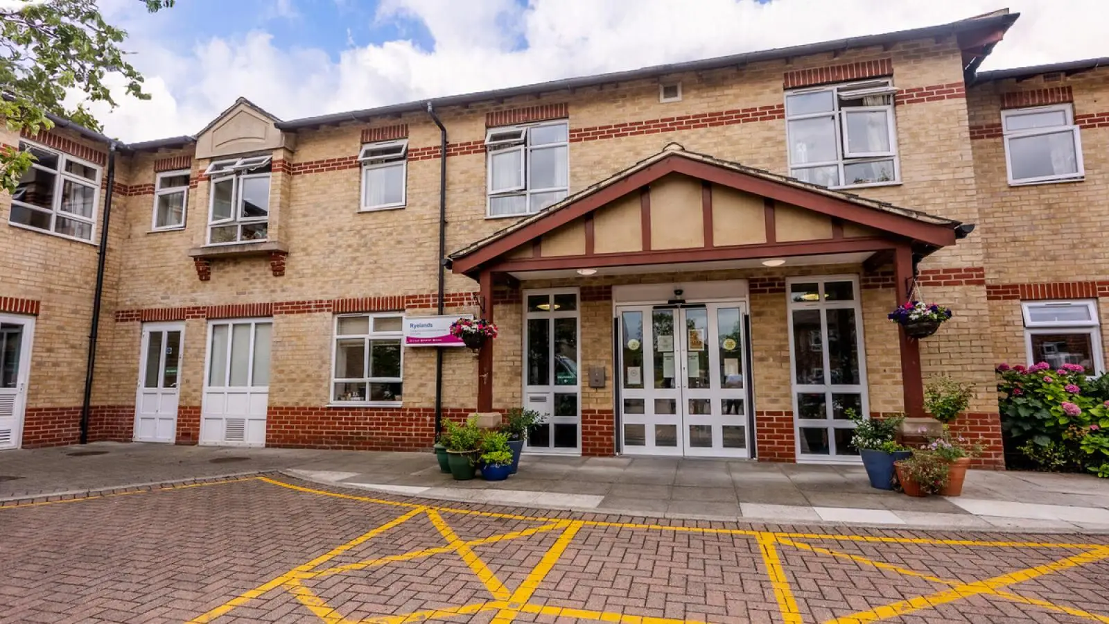 Exterior and entrance at Ryelands