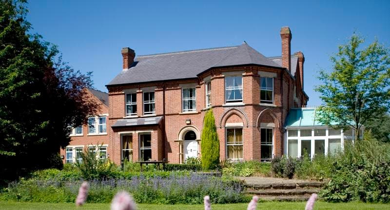 Exterior and garden at Sherwood House