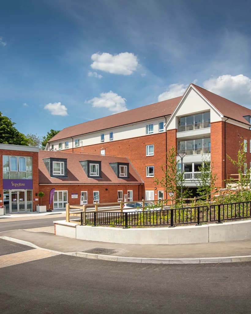 Exterior at Signature at Caversham