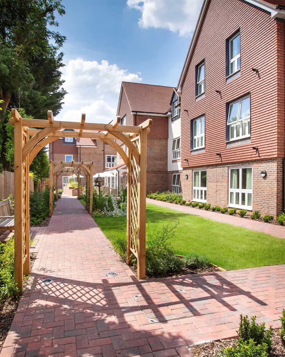 Exterior and garden at Signature at Farnham Common
