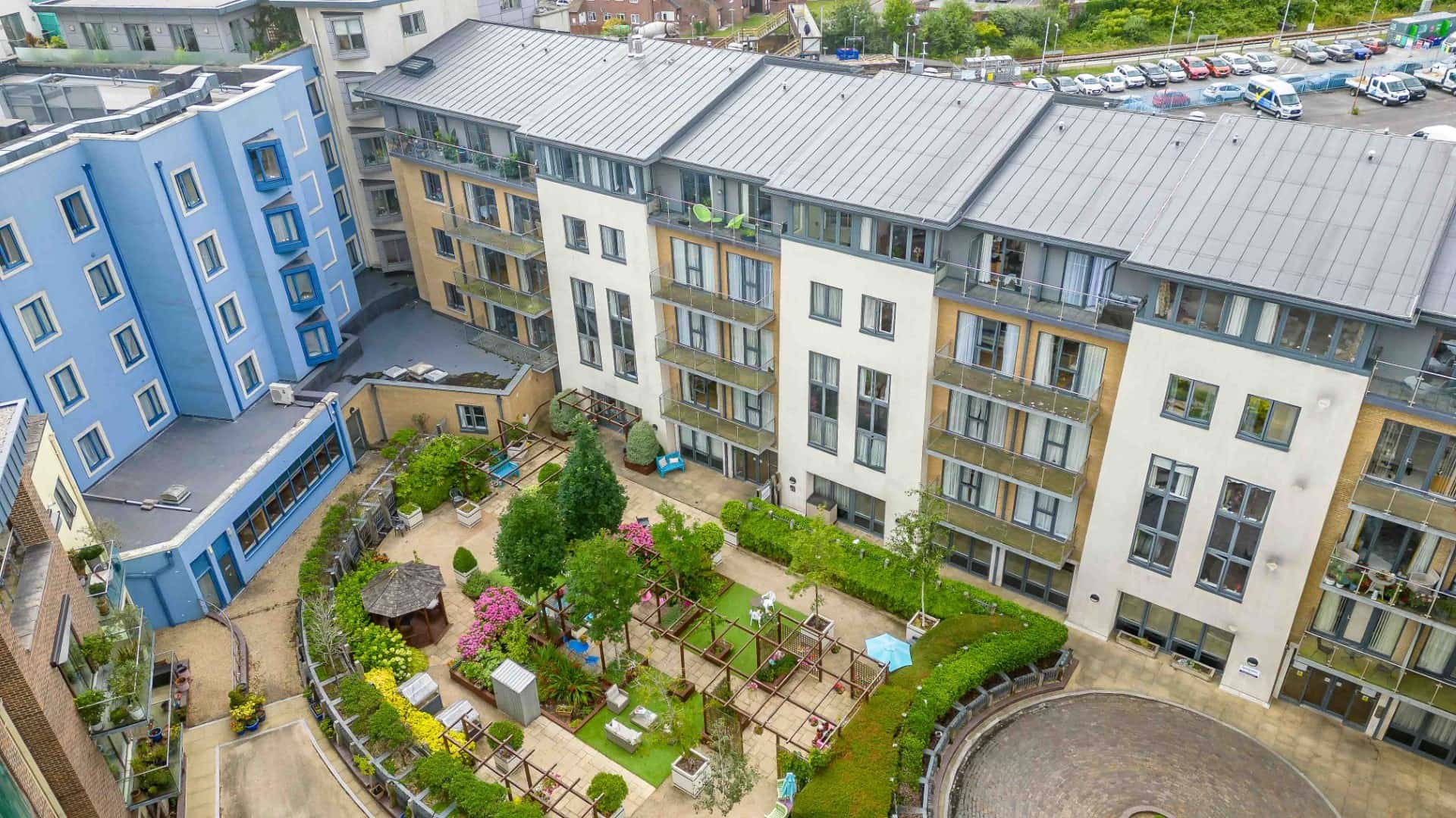 Exterior and courtyard at Signature House