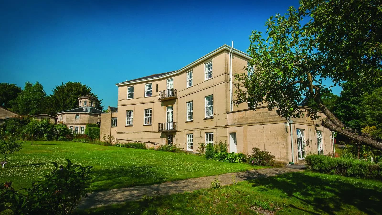 Exterior and garden at Stratton House