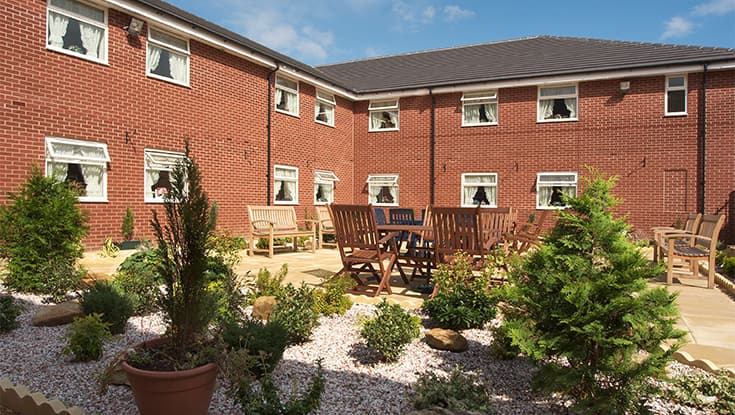 Exterior and courtyard at The Beeches