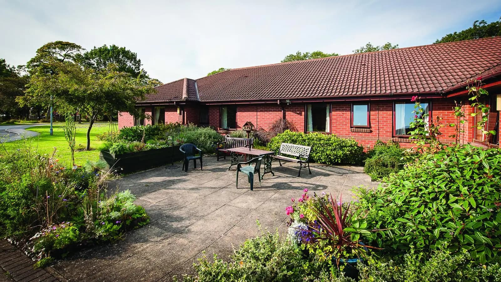 Exterior and garden at Warde Aldam