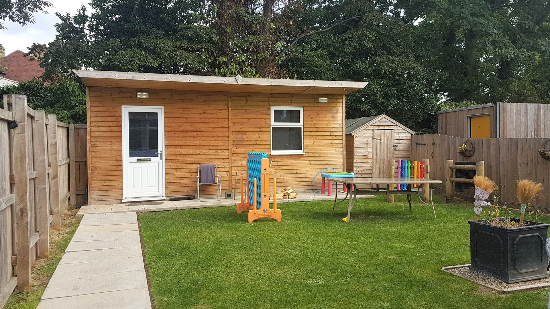 Garden and activity cabin at Woodhouse Hall